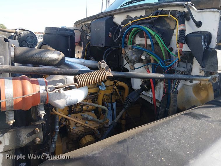 image for item NU9739 1993 Chevrolet Kodiak C7 flatbed truck