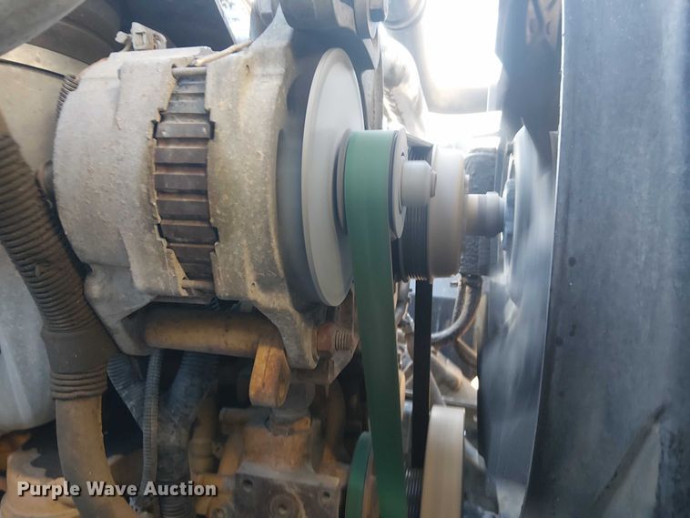 image for item NU9739 1993 Chevrolet Kodiak C7 flatbed truck