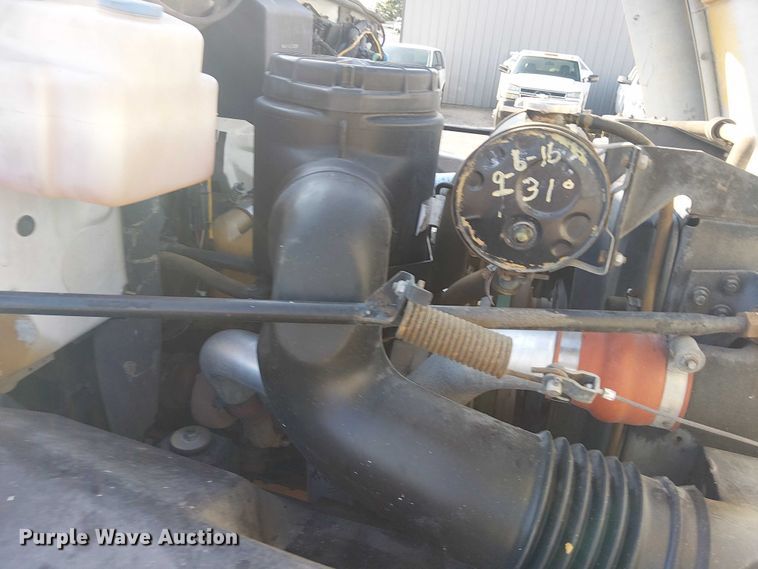 image for item NU9739 1993 Chevrolet Kodiak C7 flatbed truck