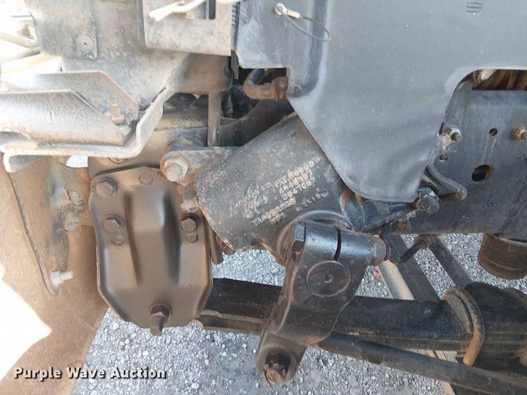 image for item NU9739 1993 Chevrolet Kodiak C7 flatbed truck