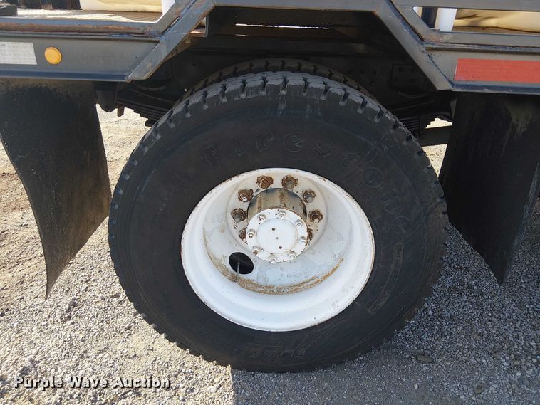 image for item NU9739 1993 Chevrolet Kodiak C7 flatbed truck