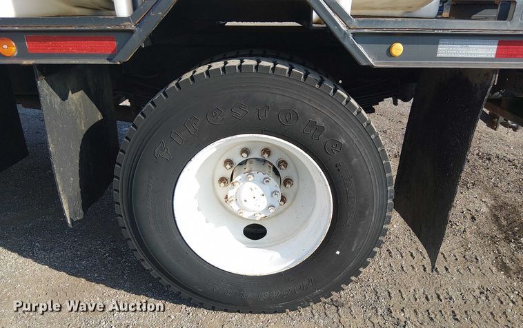 image for item NU9739 1993 Chevrolet Kodiak C7 flatbed truck