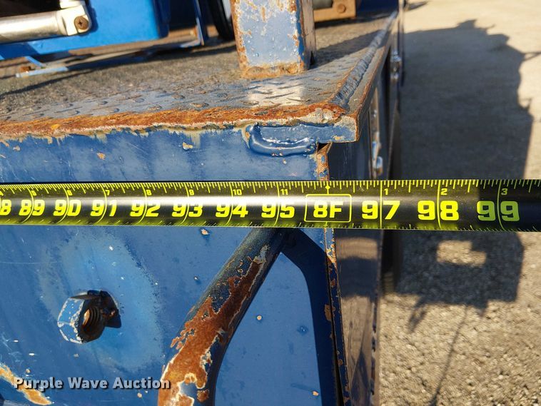 image for item NU9755 1993 International 4900 crane truck