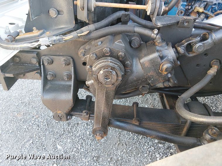 image for item NU9755 1993 International 4900 crane truck