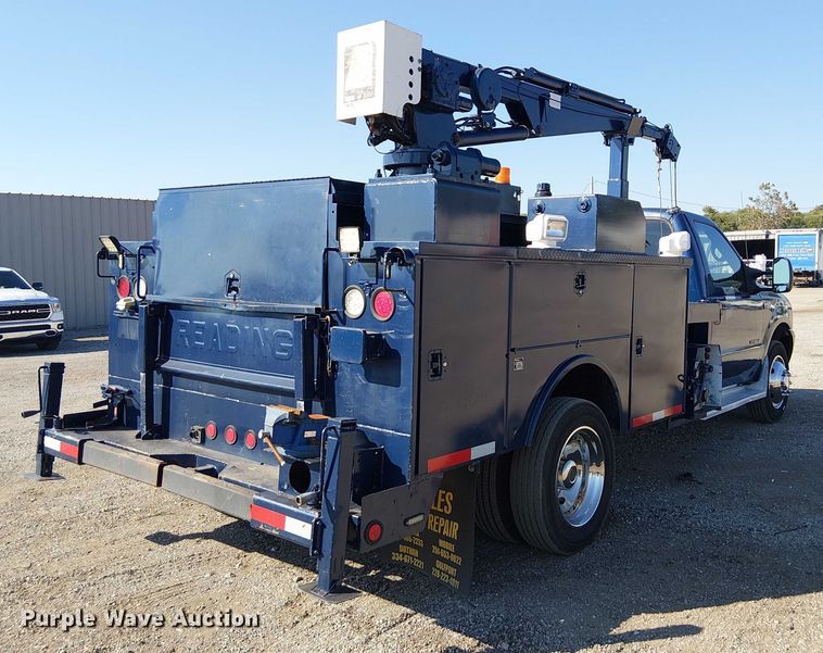 image for item NU9759 2000 Ford F550 Super Duty XL utility / service truck