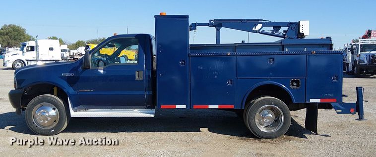 image for item NU9759 2000 Ford F550 Super Duty XL utility / service truck