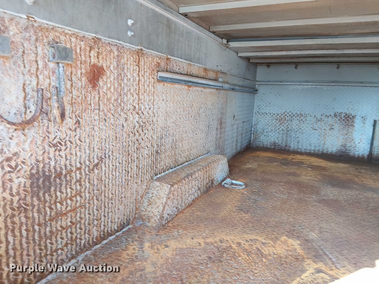 image for item NU9759 2000 Ford F550 Super Duty XL utility / service truck