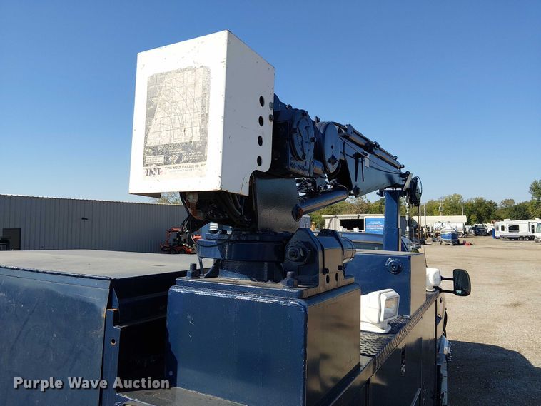 image for item NU9759 2000 Ford F550 Super Duty XL utility / service truck