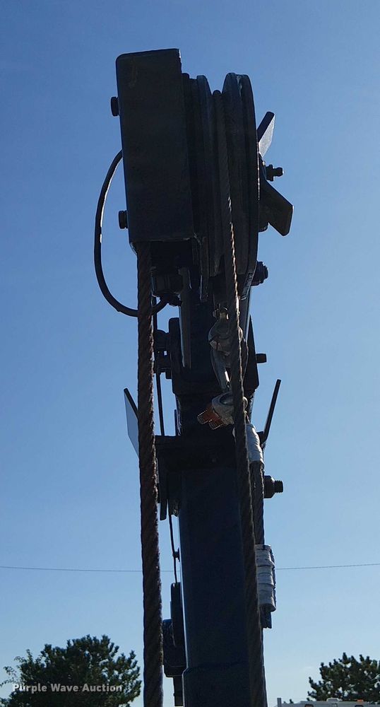 image for item NU9759 2000 Ford F550 Super Duty XL utility / service truck