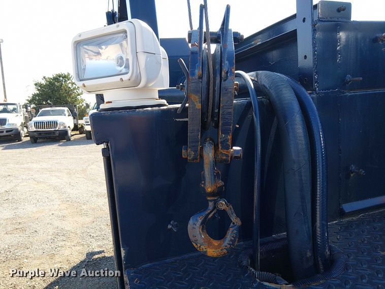 image for item NU9759 2000 Ford F550 Super Duty XL utility / service truck