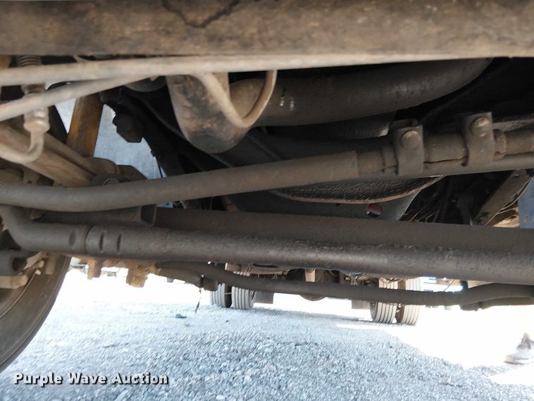 image for item NU9759 2000 Ford F550 Super Duty XL utility / service truck