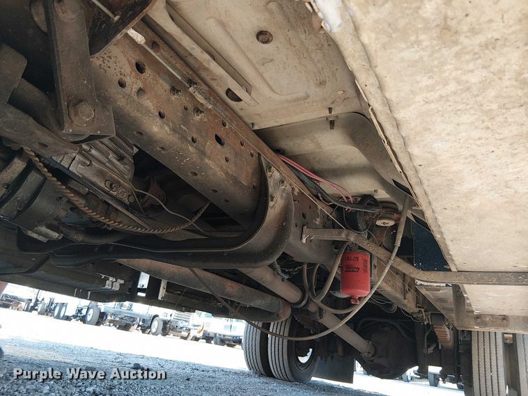 image for item NU9759 2000 Ford F550 Super Duty XL utility / service truck