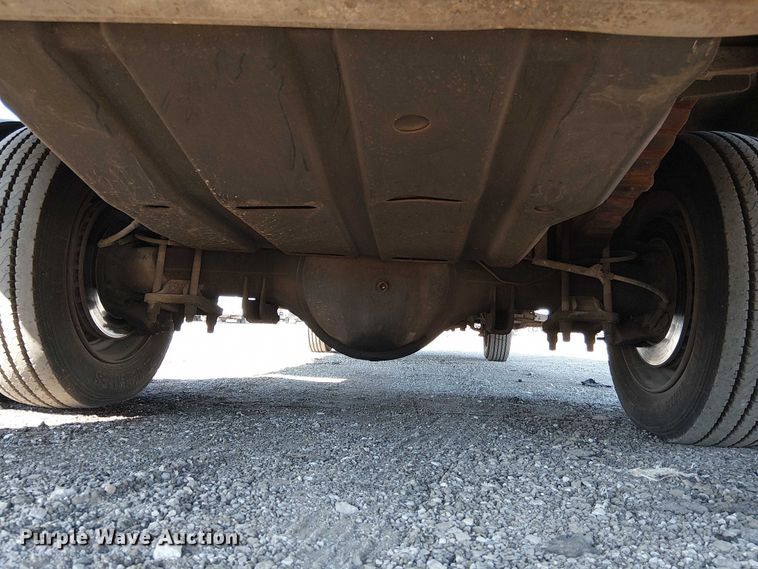 image for item NU9759 2000 Ford F550 Super Duty XL utility / service truck