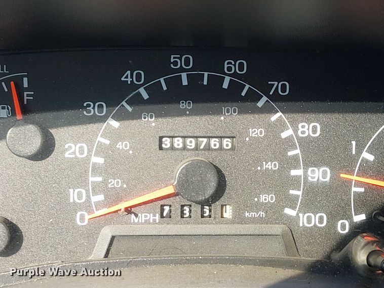 image for item NU9759 2000 Ford F550 Super Duty XL utility / service truck