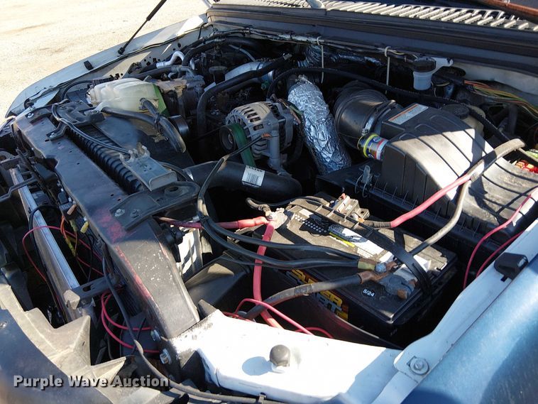 image for item NU9759 2000 Ford F550 Super Duty XL utility / service truck