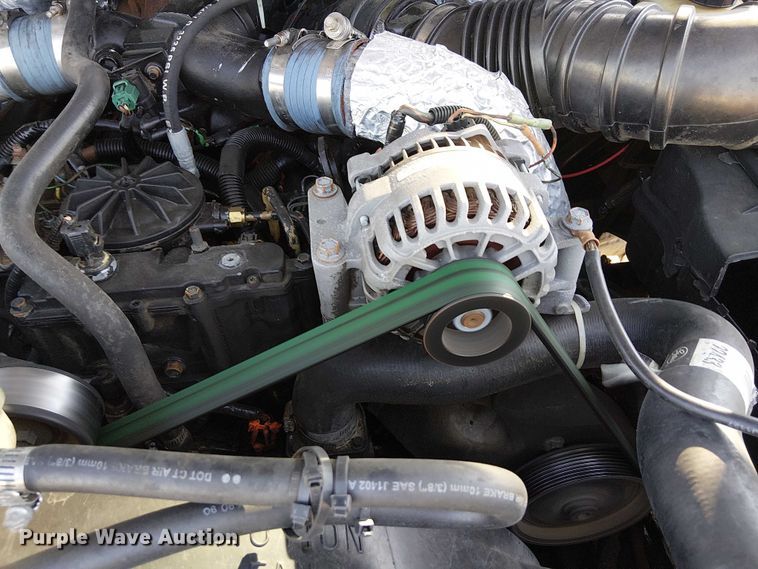 image for item NU9759 2000 Ford F550 Super Duty XL utility / service truck