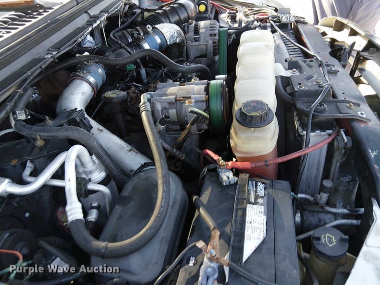 image for item NU9759 2000 Ford F550 Super Duty XL utility / service truck