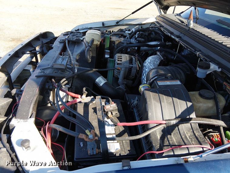 image for item NU9759 2000 Ford F550 Super Duty XL utility / service truck