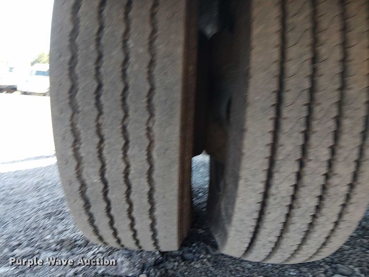 image for item NU9759 2000 Ford F550 Super Duty XL utility / service truck