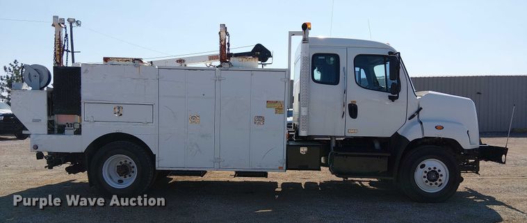 image for item NU9765 2014 Freightliner 108SD utility / service truck