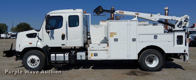 image for item NU9765 2014 Freightliner 108SD utility / service truck