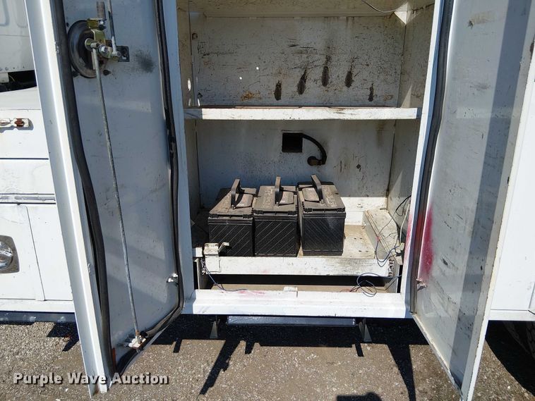 image for item NU9765 2014 Freightliner 108SD utility / service truck