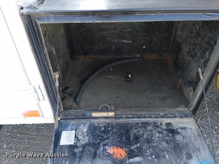 image for item NU9765 2014 Freightliner 108SD utility / service truck