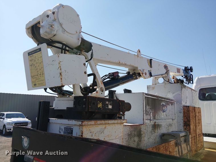 image for item NU9765 2014 Freightliner 108SD utility / service truck