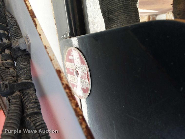 image for item NU9765 2014 Freightliner 108SD utility / service truck