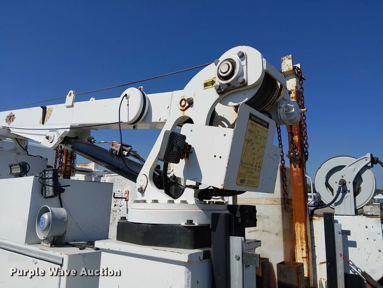 image for item NU9765 2014 Freightliner 108SD utility / service truck