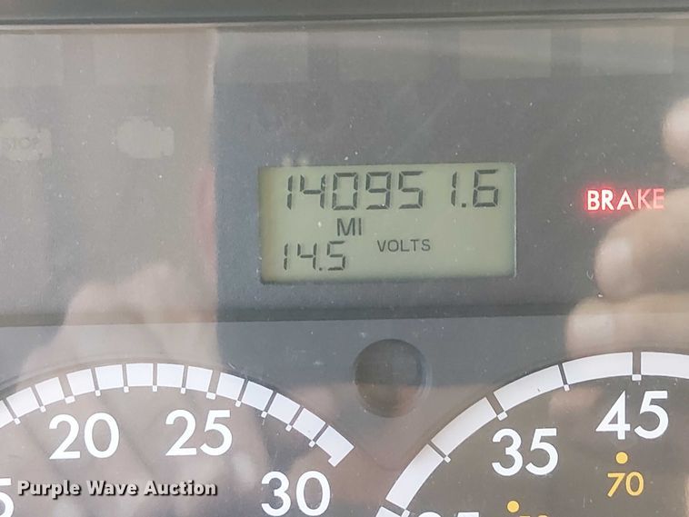 image for item NU9765 2014 Freightliner 108SD utility / service truck