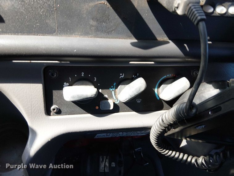 image for item NU9765 2014 Freightliner 108SD utility / service truck