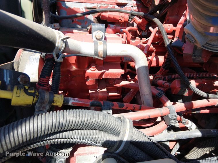 image for item NU9765 2014 Freightliner 108SD utility / service truck