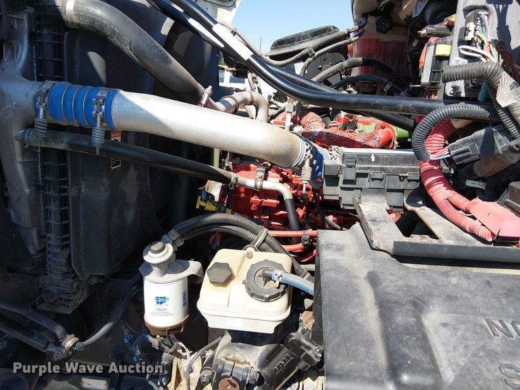 image for item NU9765 2014 Freightliner 108SD utility / service truck