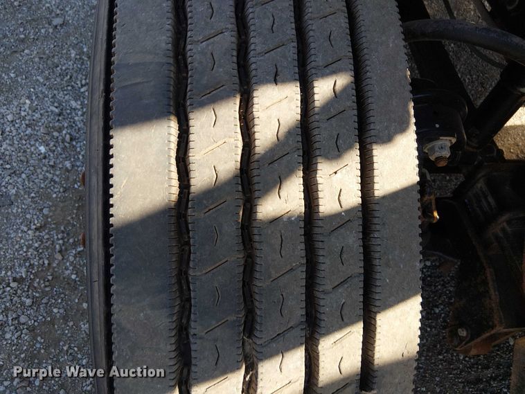 image for item NU9765 2014 Freightliner 108SD utility / service truck