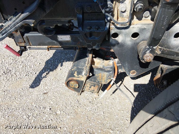 image for item NU9765 2014 Freightliner 108SD utility / service truck