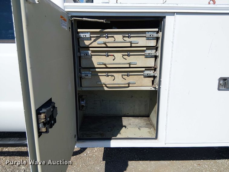 image for item NU9766 2012 Ford F450 Super Duty XL utility / service truck