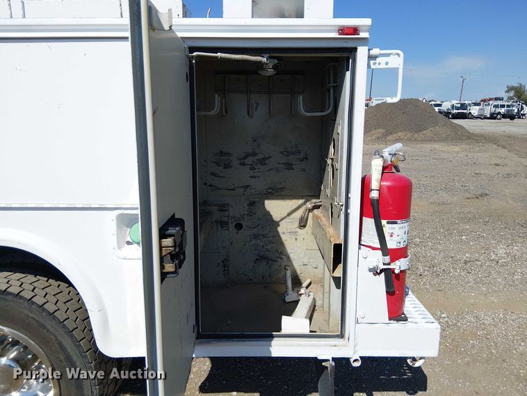 image for item NU9766 2012 Ford F450 Super Duty XL utility / service truck