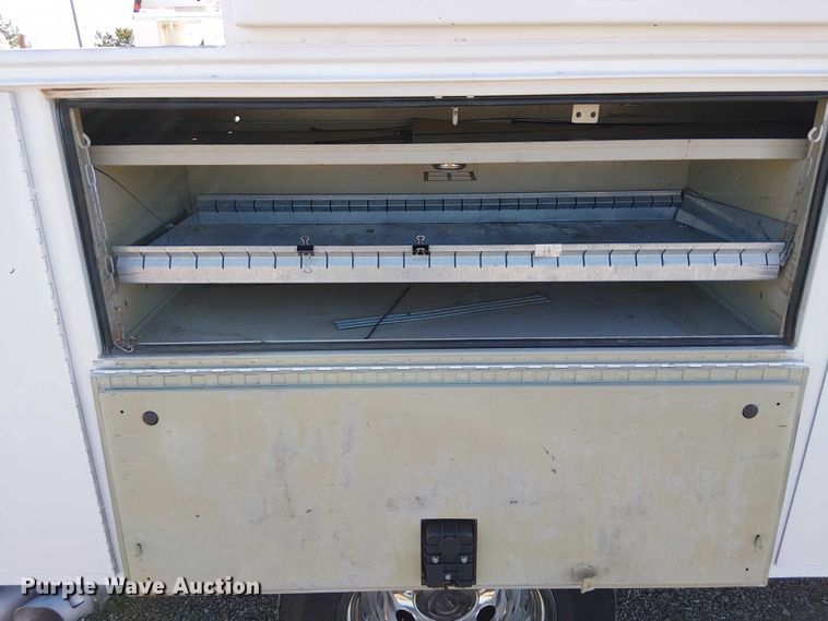 image for item NU9766 2012 Ford F450 Super Duty XL utility / service truck