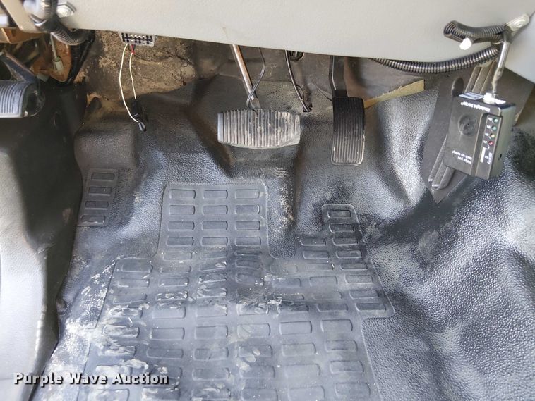 image for item NU9766 2012 Ford F450 Super Duty XL utility / service truck