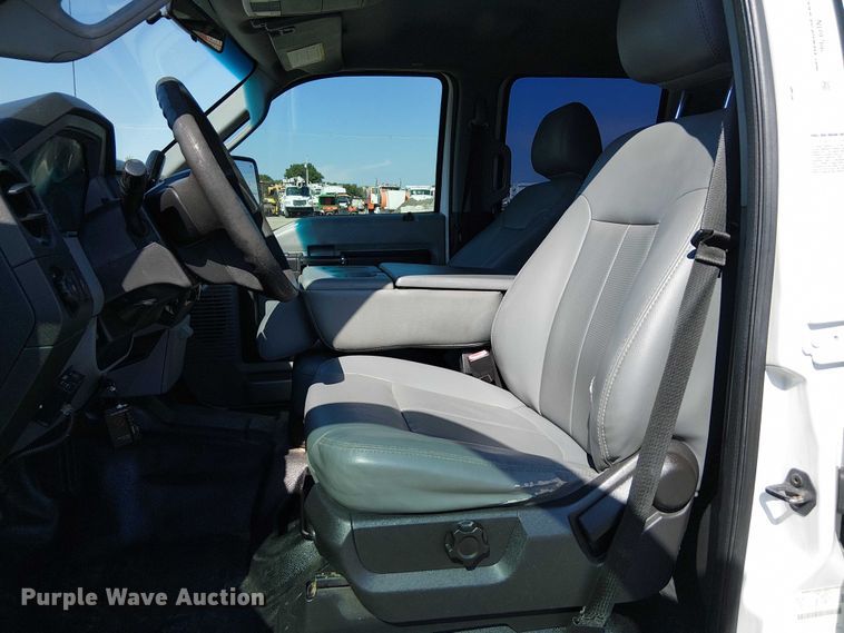 image for item NU9766 2012 Ford F450 Super Duty XL utility / service truck