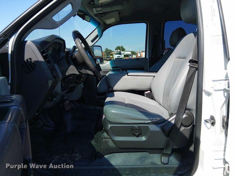 image for item NU9766 2012 Ford F450 Super Duty XL utility / service truck