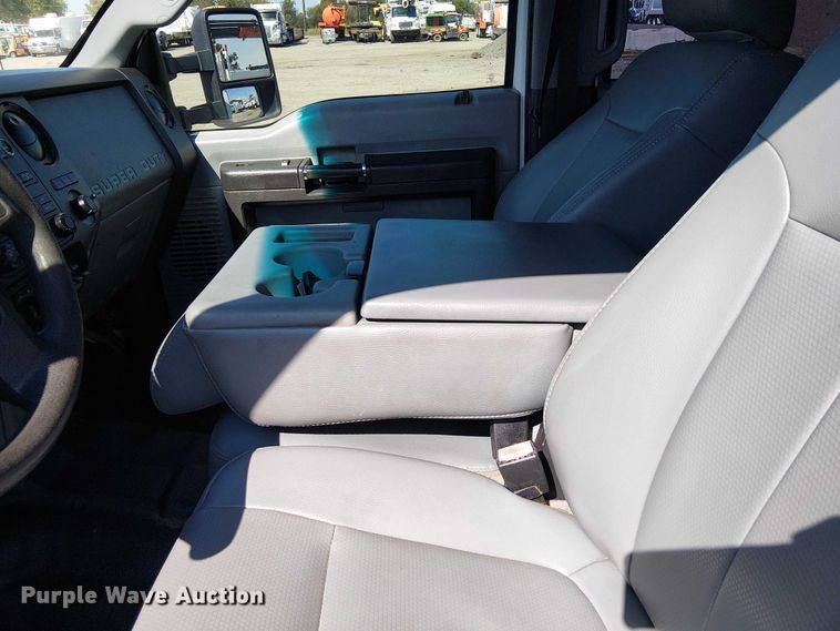 image for item NU9766 2012 Ford F450 Super Duty XL utility / service truck