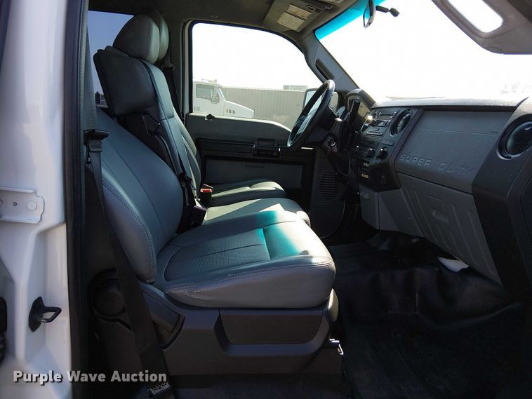 image for item NU9766 2012 Ford F450 Super Duty XL utility / service truck