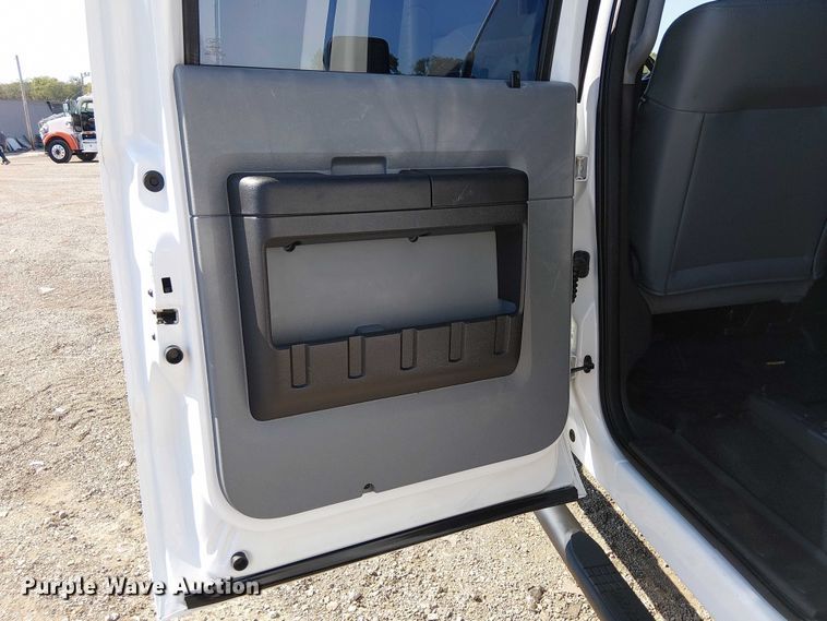 image for item NU9766 2012 Ford F450 Super Duty XL utility / service truck