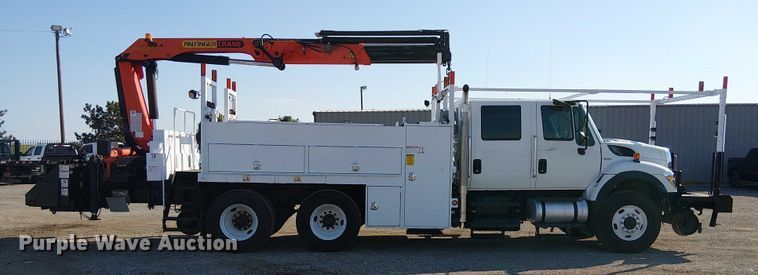 image for item NU9769 2008 International WorkStar 7500 Crew Cab crane truck