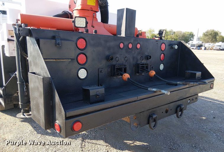 image for item NU9769 2008 International WorkStar 7500 Crew Cab crane truck