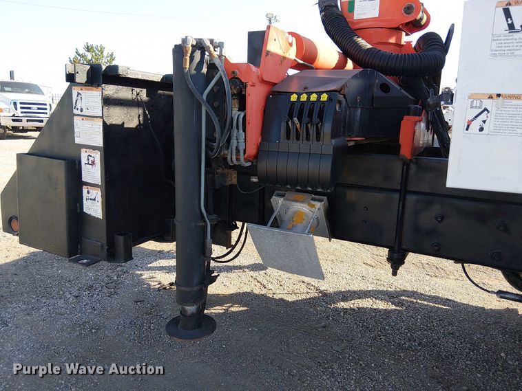 image for item NU9769 2008 International WorkStar 7500 Crew Cab crane truck