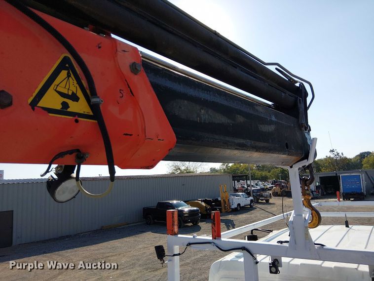 image for item NU9769 2008 International WorkStar 7500 Crew Cab crane truck