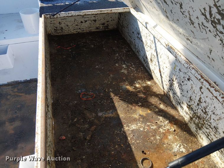 image for item NU9769 2008 International WorkStar 7500 Crew Cab crane truck